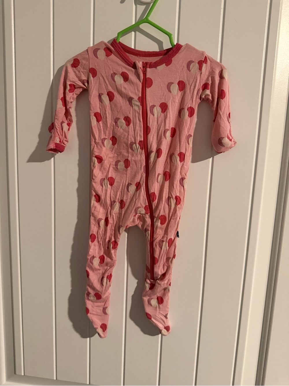 Posh Peanut Pink Balloon Bamboo Footie Pajamas – 0-3M